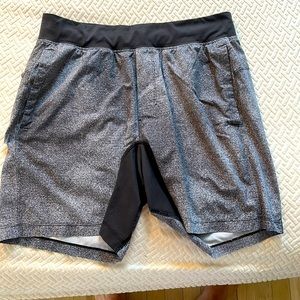 Lululemon men’s large athletic shorts (no liner)